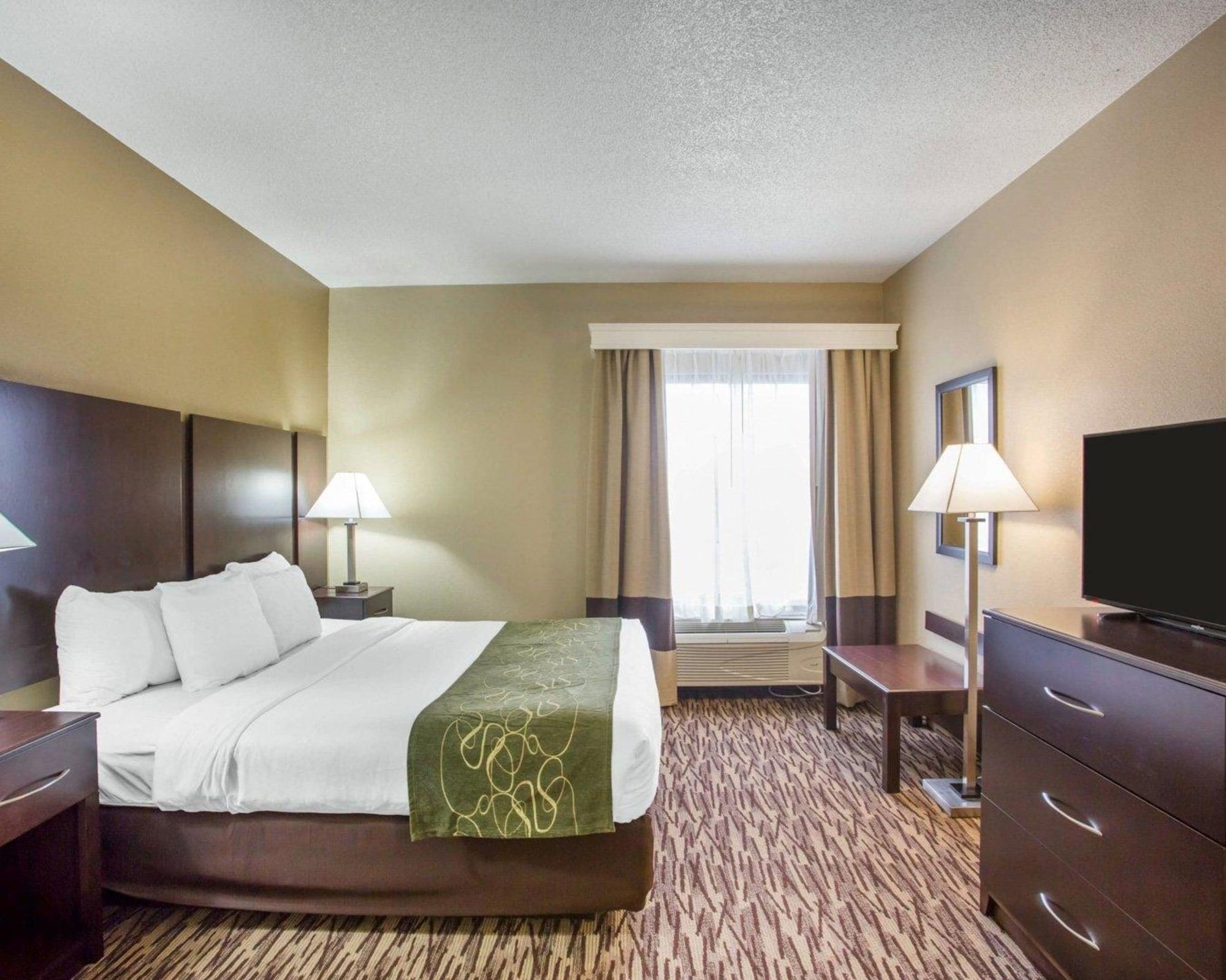 Comfort Suites Lebanon Bagian luar foto