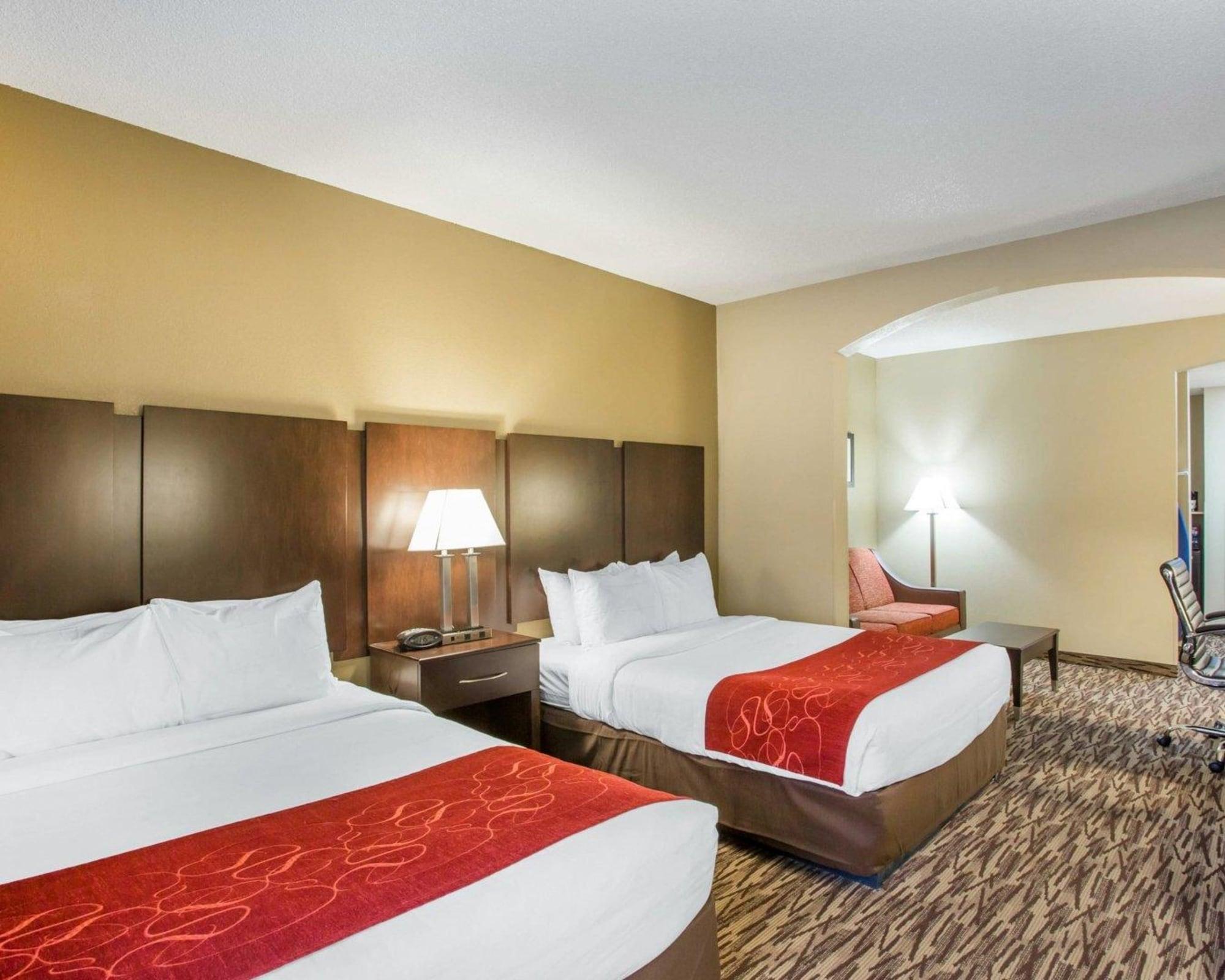 Comfort Suites Lebanon Bagian luar foto