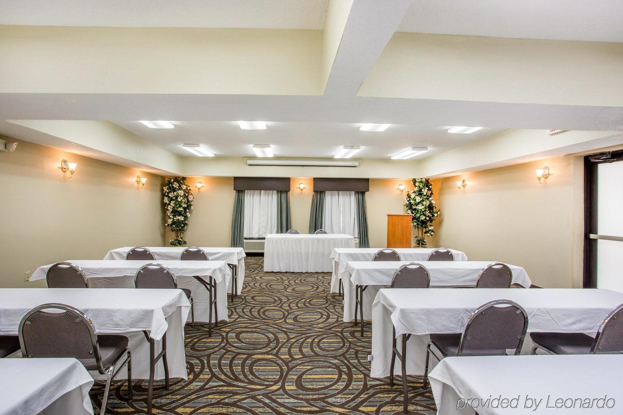 Comfort Suites Lebanon Bagian luar foto