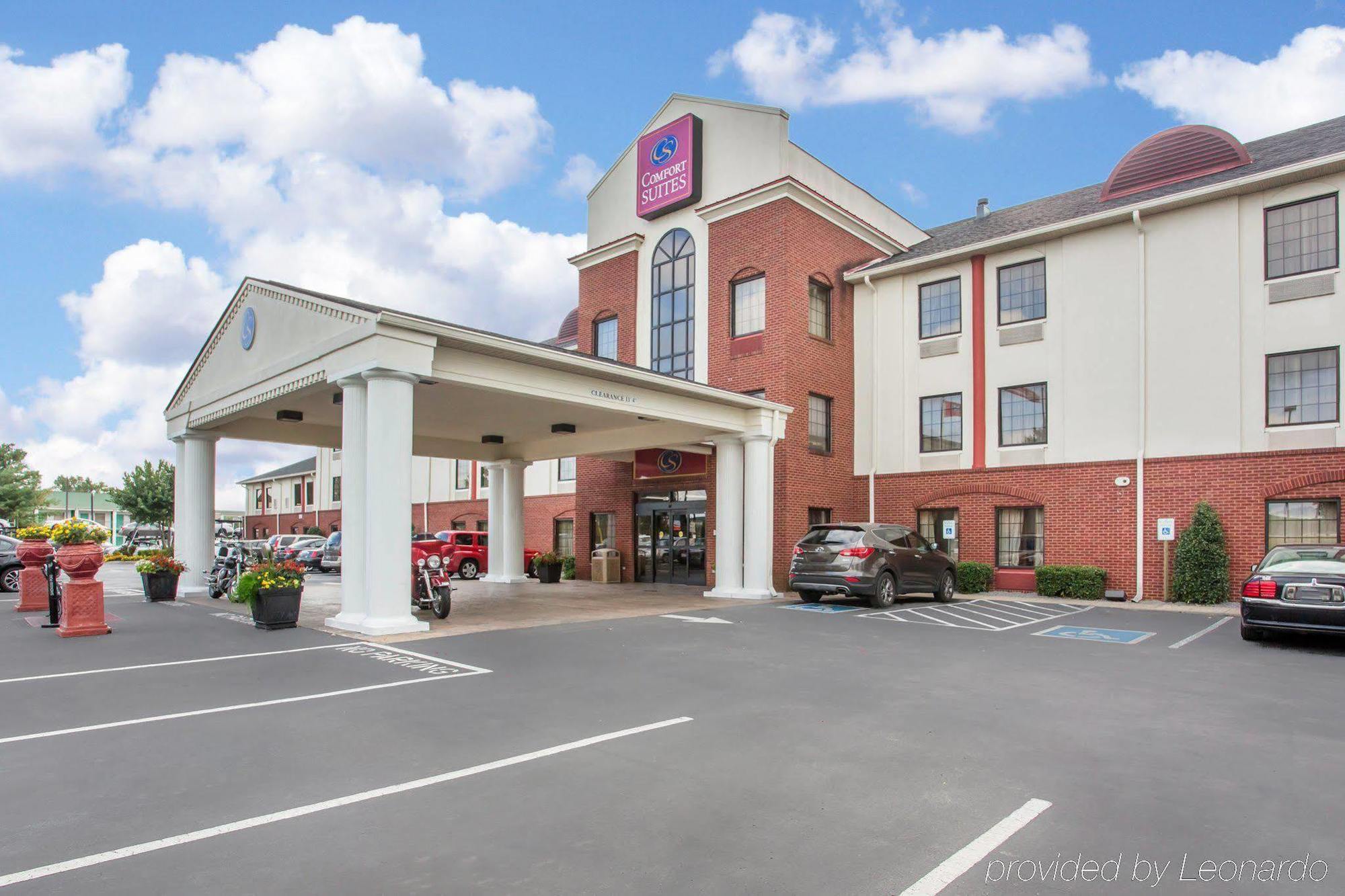 Comfort Suites Lebanon Bagian luar foto