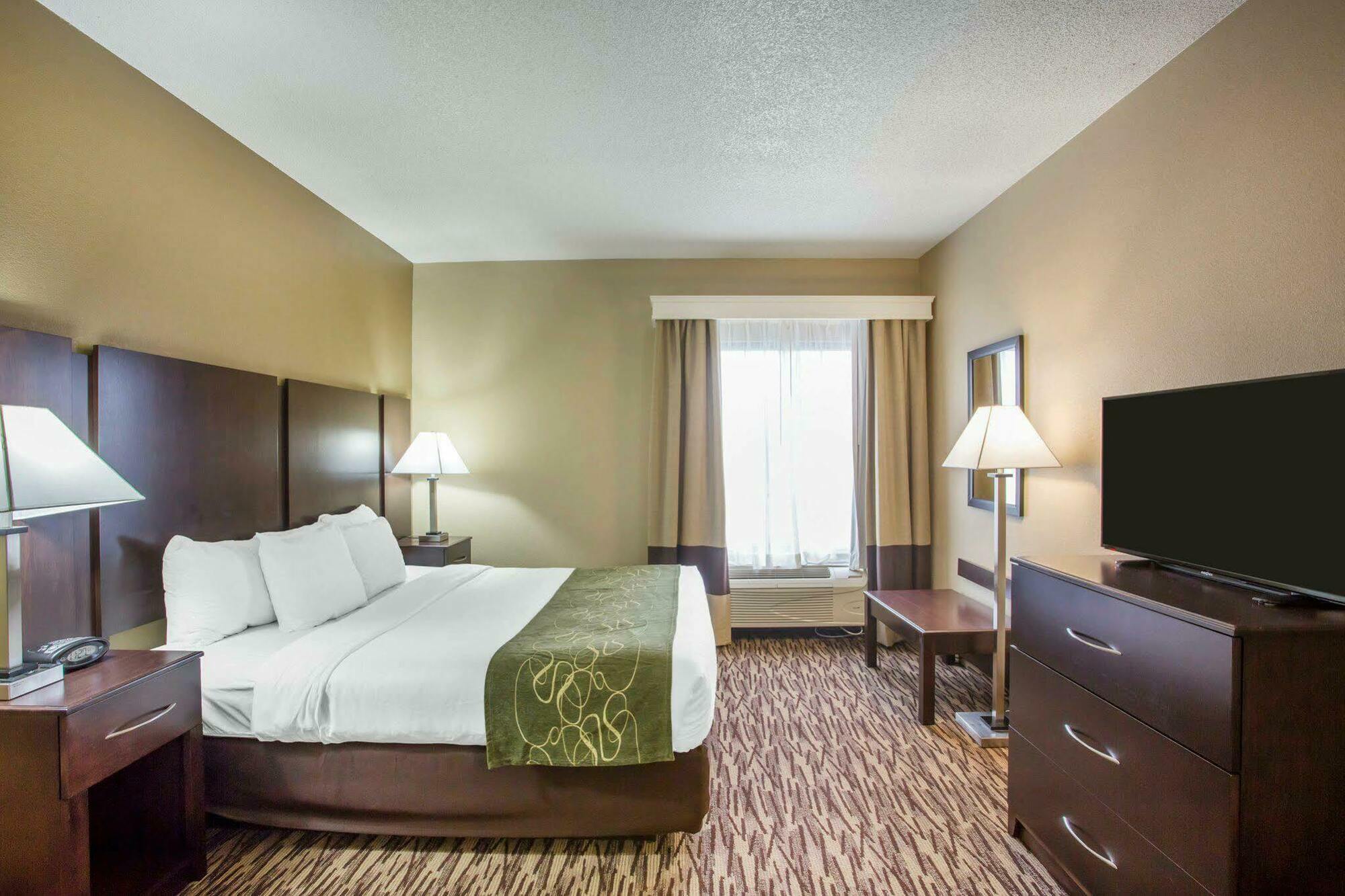 Comfort Suites Lebanon Bagian luar foto